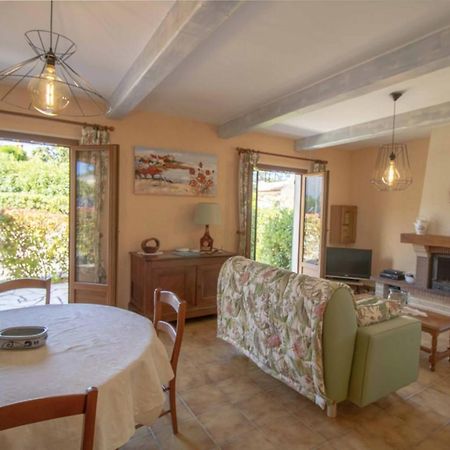 Large Spacious House In Fréjus Buitenkant foto